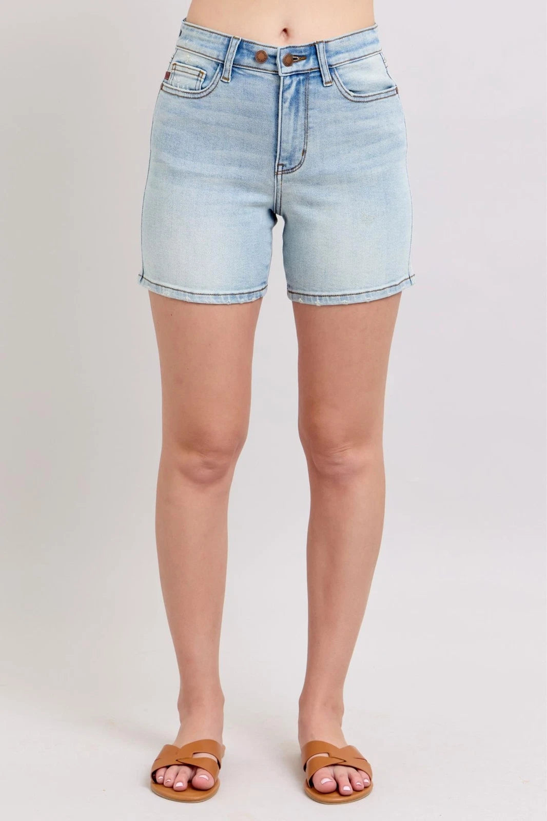 2 Button Mid Length Dad Shorts 152100