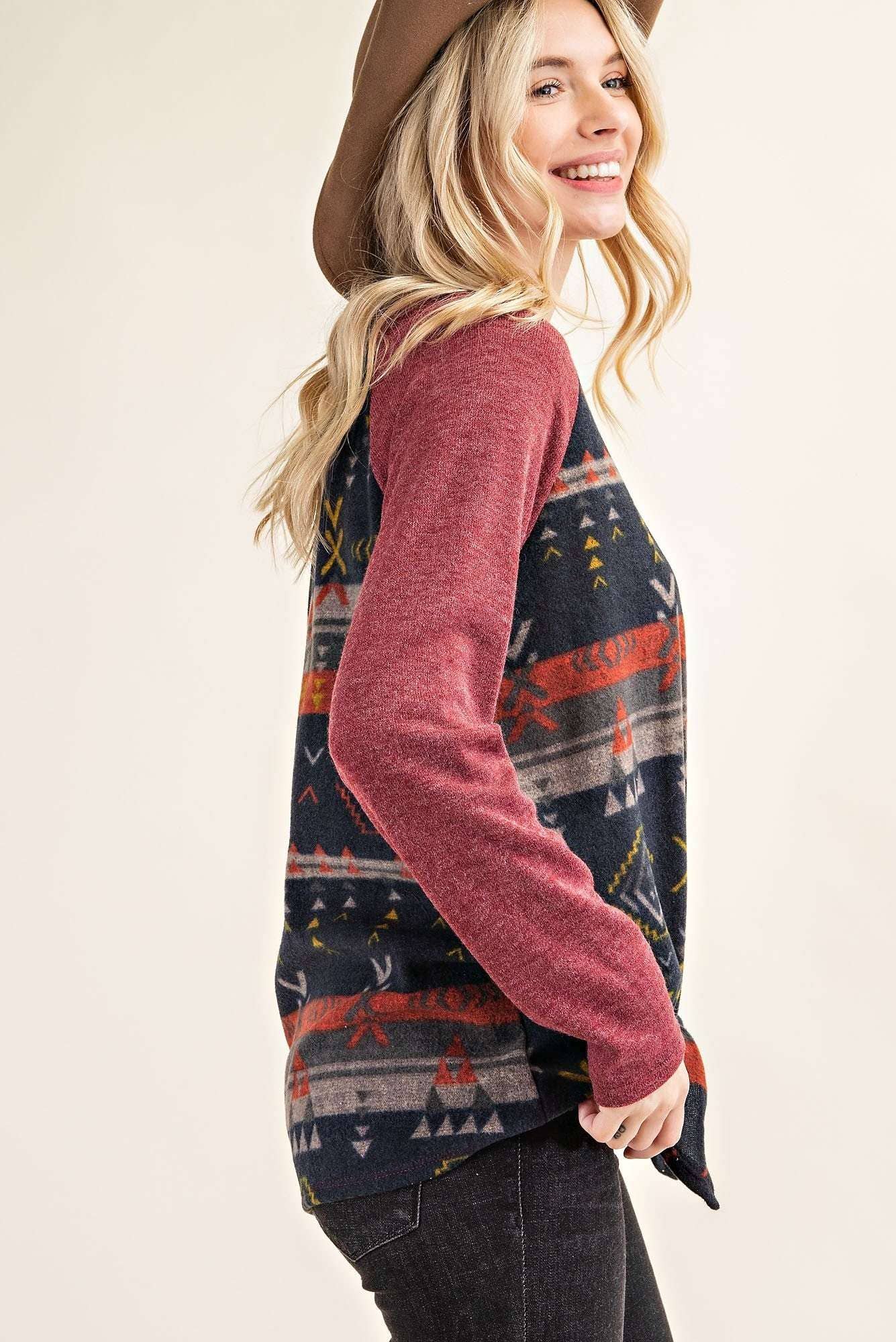 Round neck raglan contrast long sleeve top