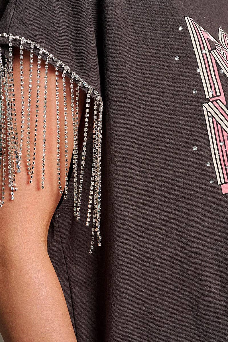 SHORT SLEEVE STUDS FRINGE GRAPHIC TOP