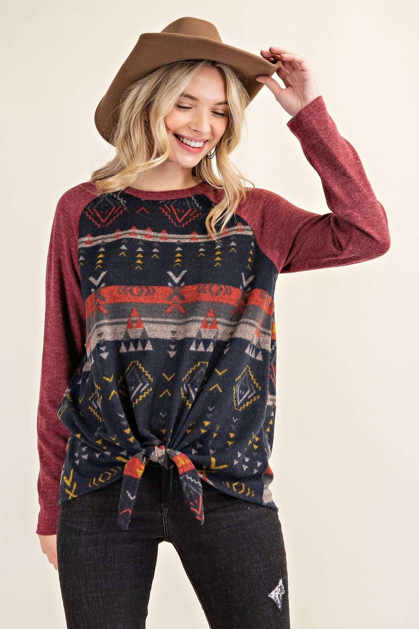 Round neck raglan contrast long sleeve top