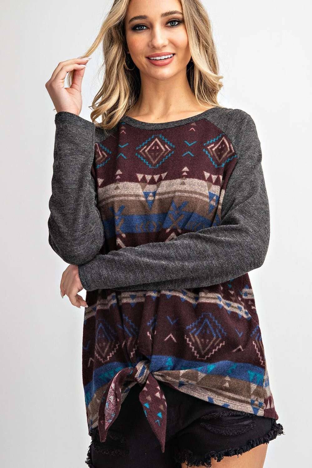 Round neck raglan contrast long sleeve top
