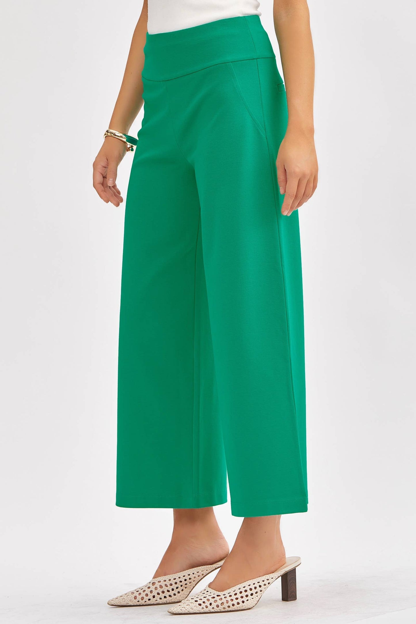 Magic Wide Cropped Pants