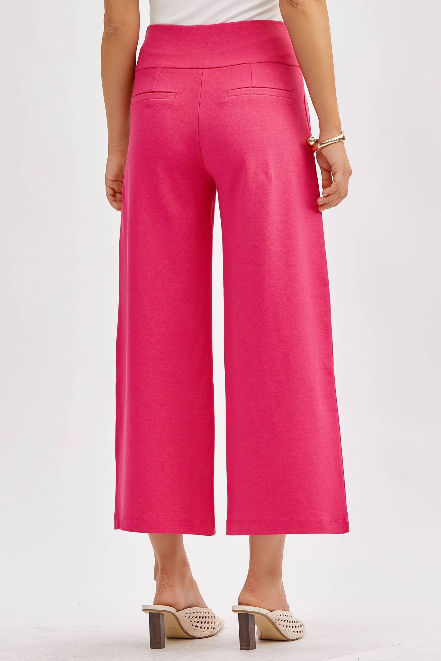 Magic Wide Cropped Pants