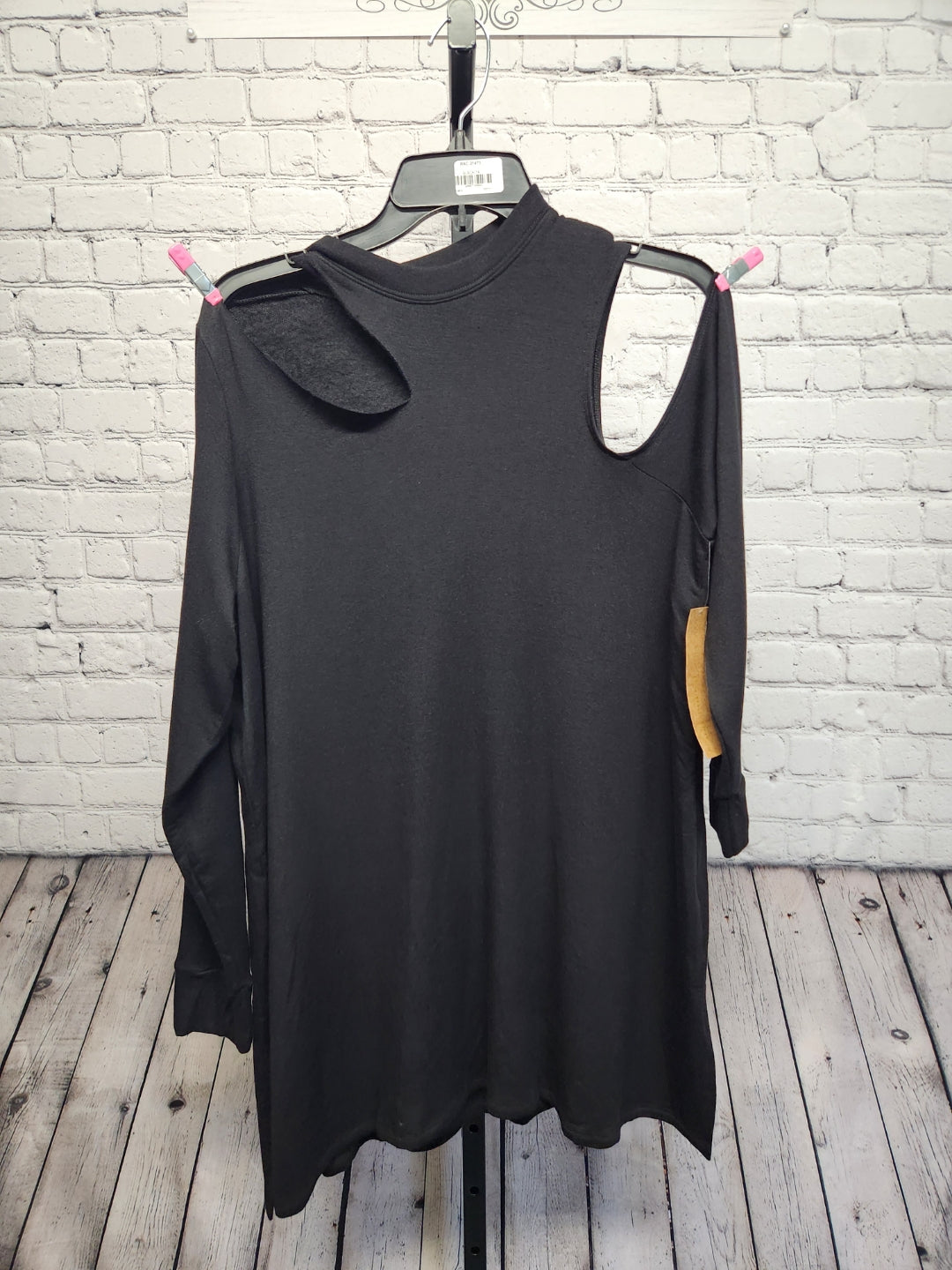 Woman's Plus size knit top Rachel Roy