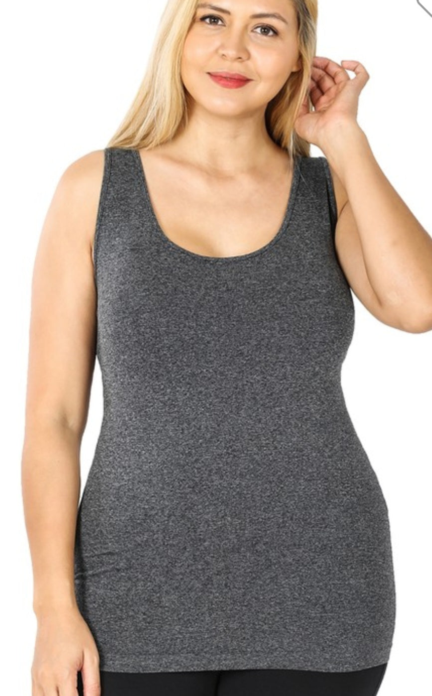 PLUS SCOOP NECK SMLESS TANK TOP