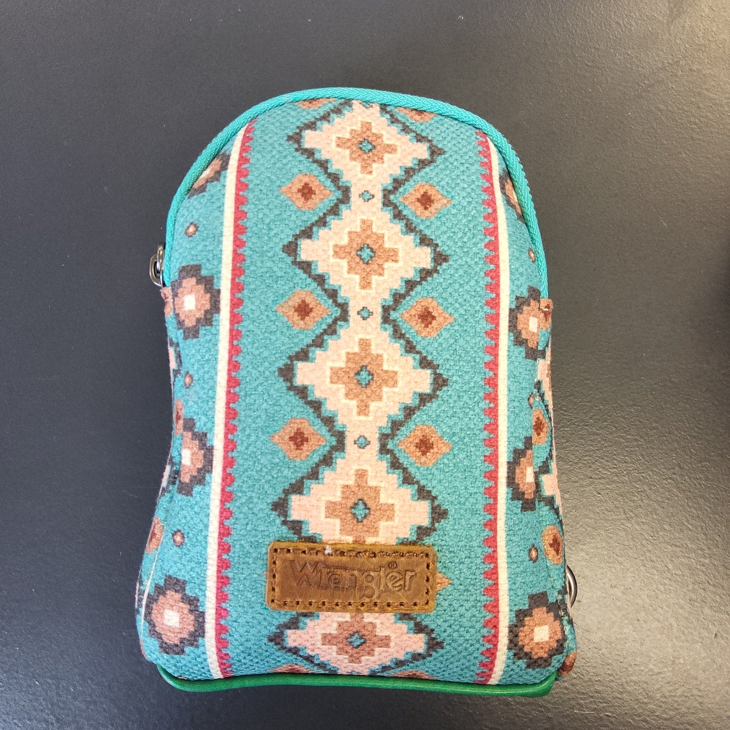 MONTANA WEST WRANGLER AZTEC PRINT CROSSBODY SLING CHEST BAG