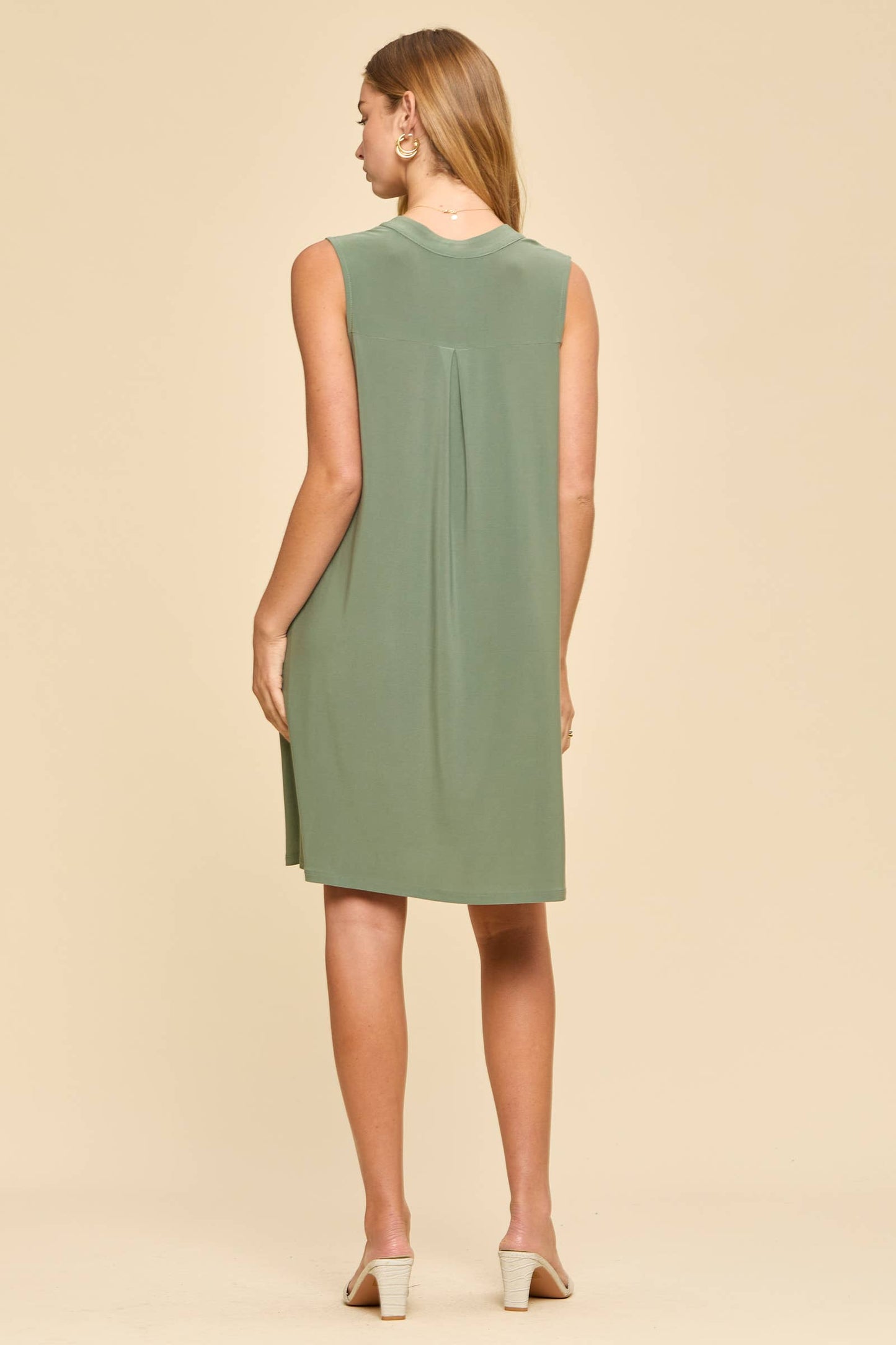Sleeveless Mandarin Collar Lizzy Dress