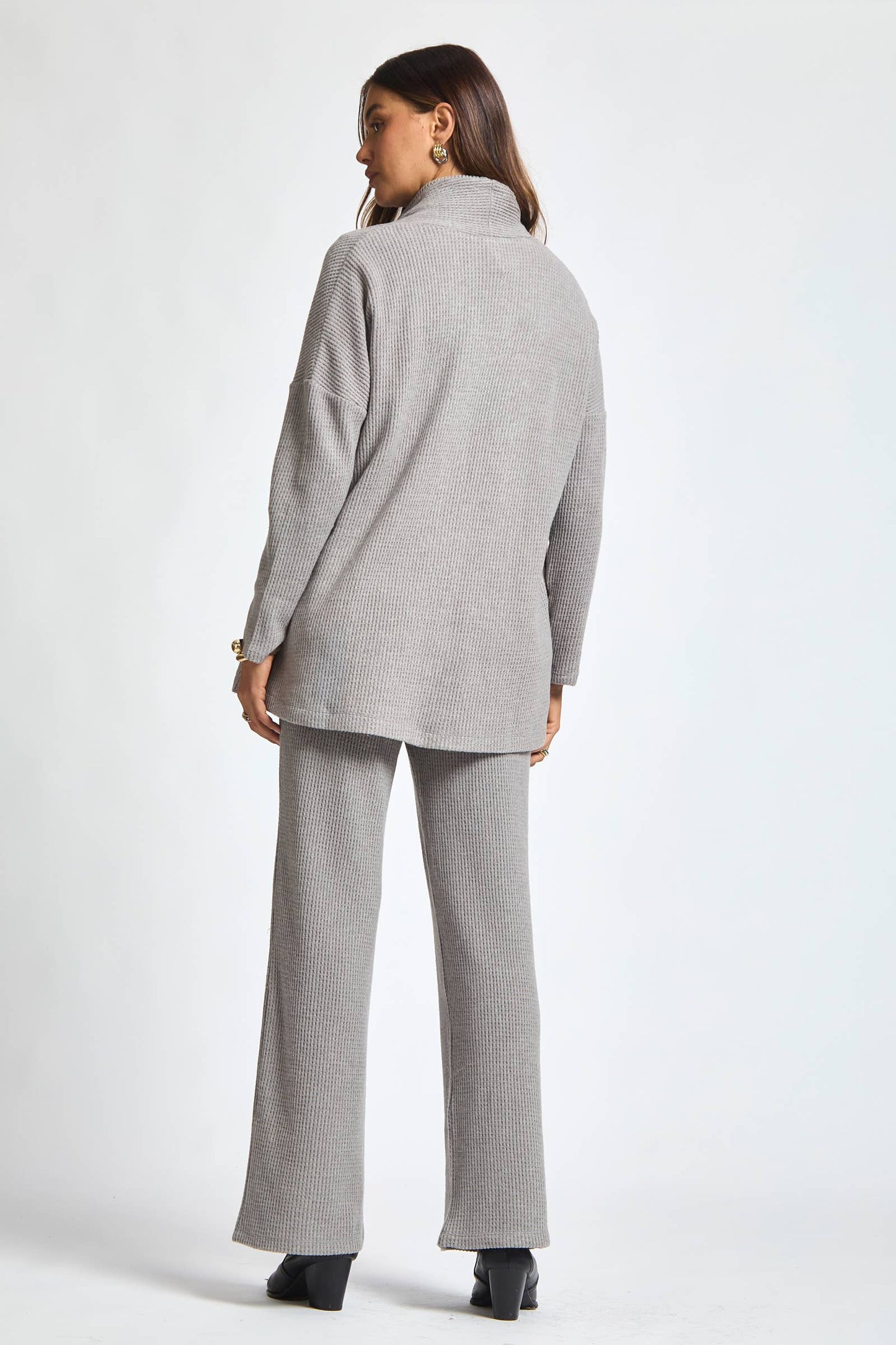 Dear Scarlett - 3 Piece Set Cowl Neck Tank Top + Cardigan + Pants