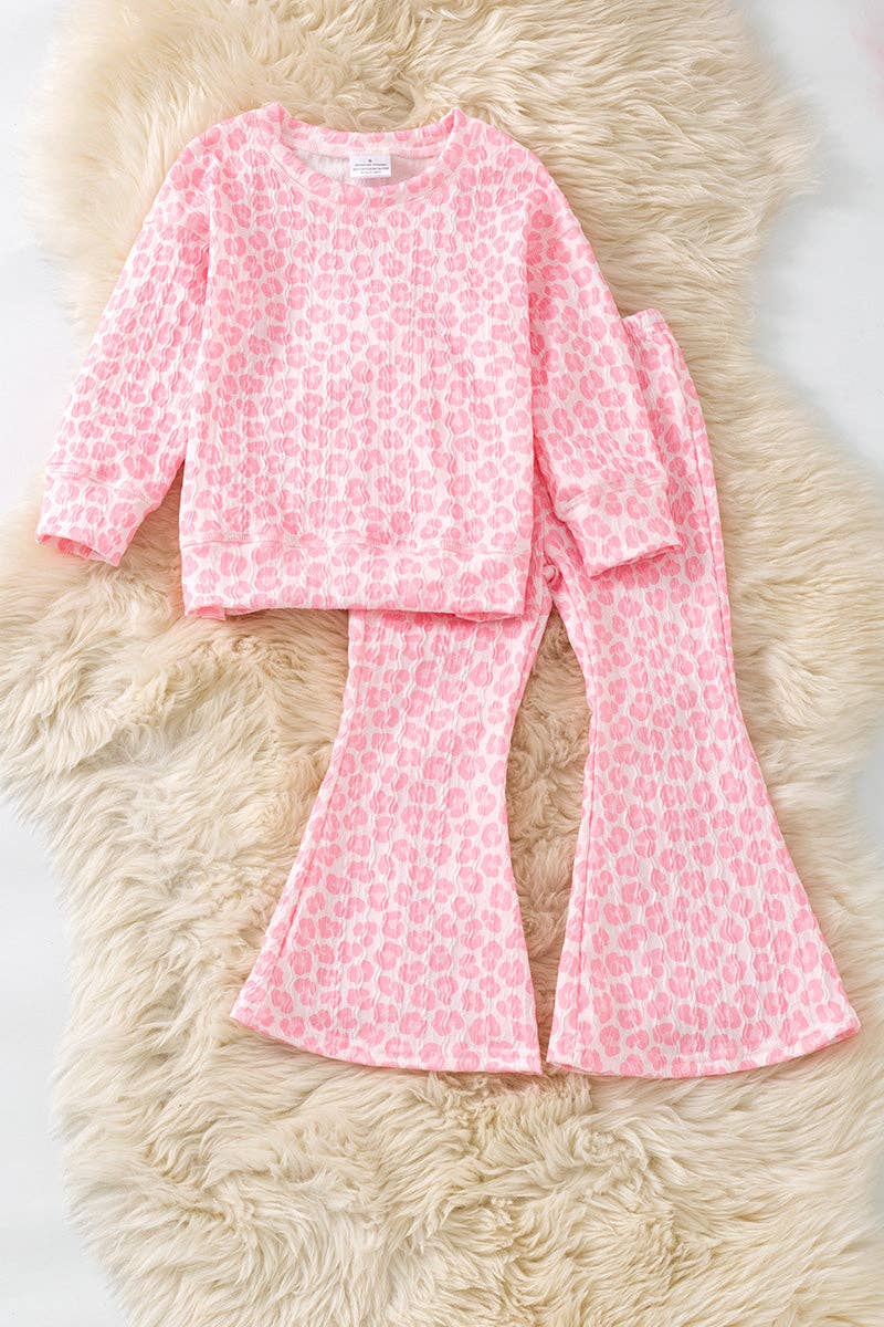 Pink Leopard printed girls 2 piece set.