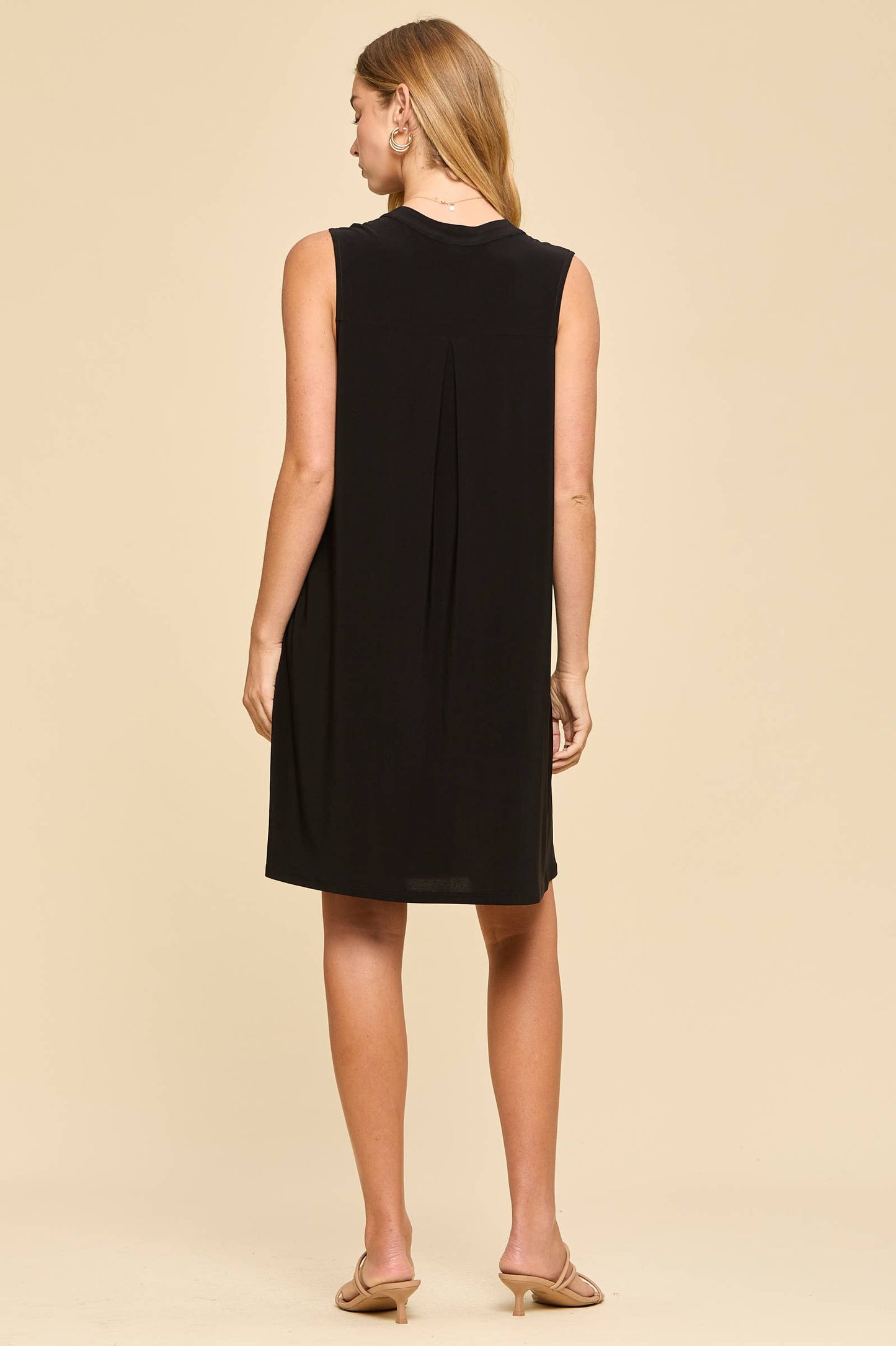 Sleeveless Mandarin Collar Lizzy Dress