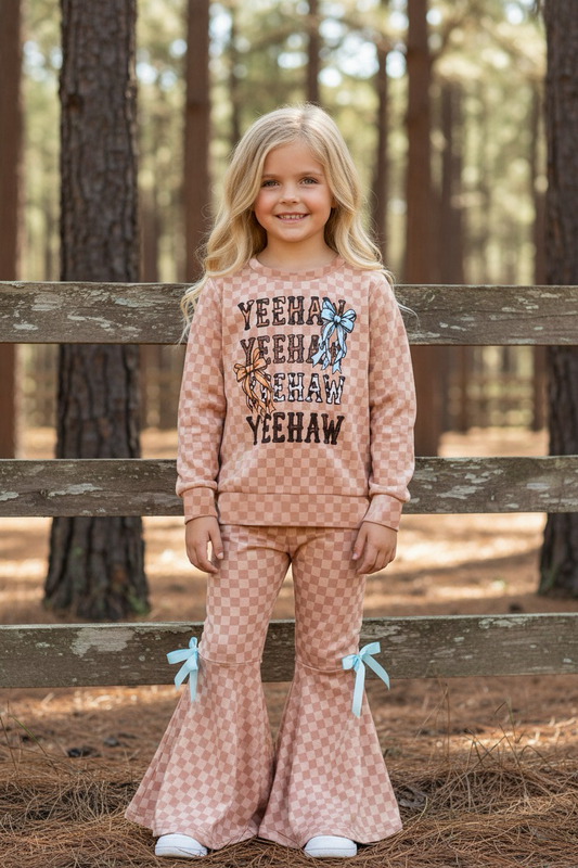 Yeehaw" Brown-tan checkered outfit.