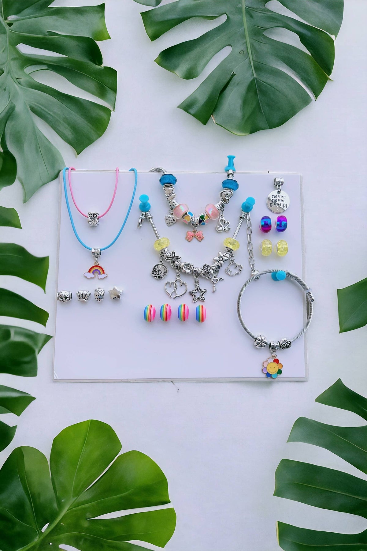 BRACELET & NECKLACE CHARM SET