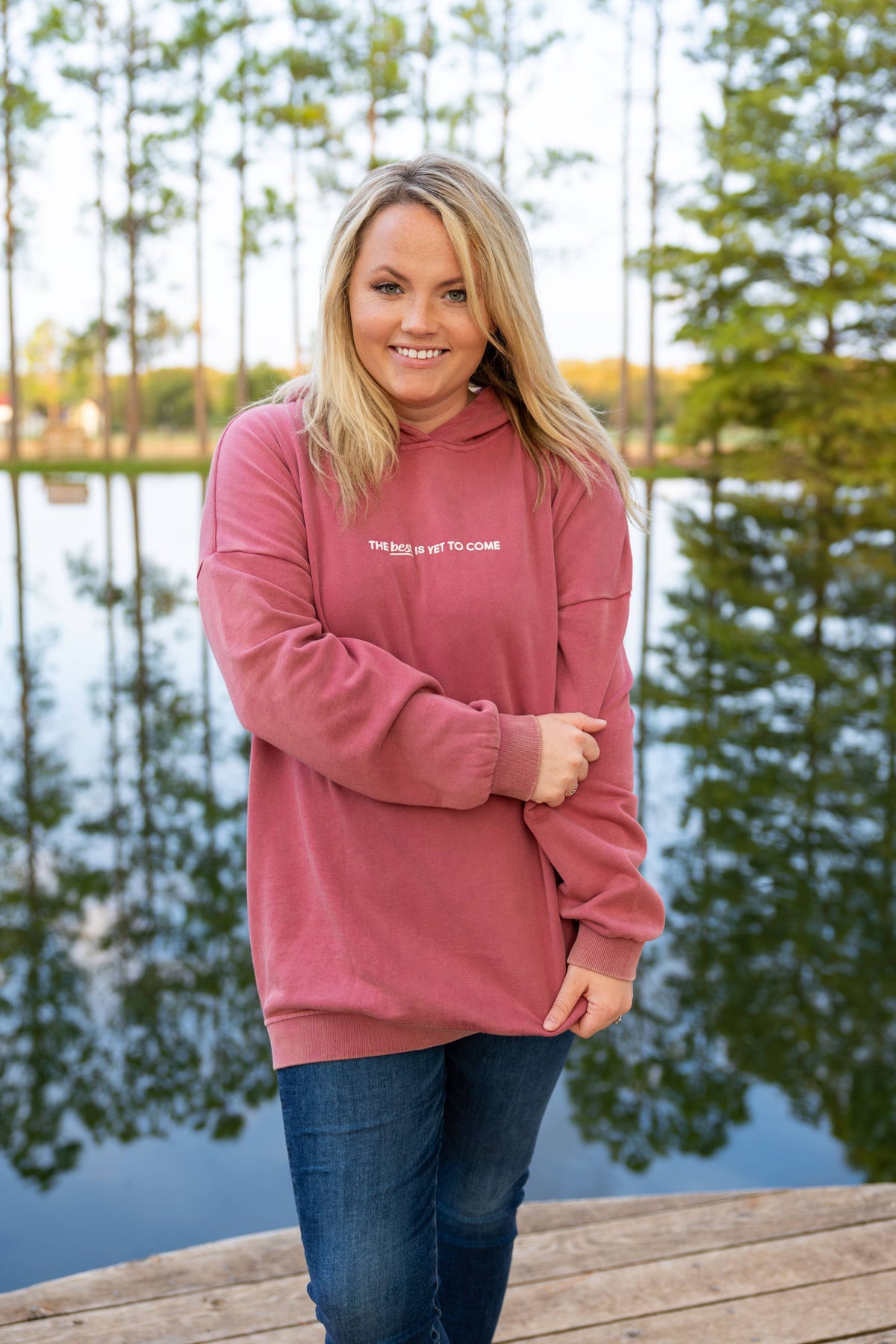 Oversized Hoodie – The Best Is Yet To Come (Wine)