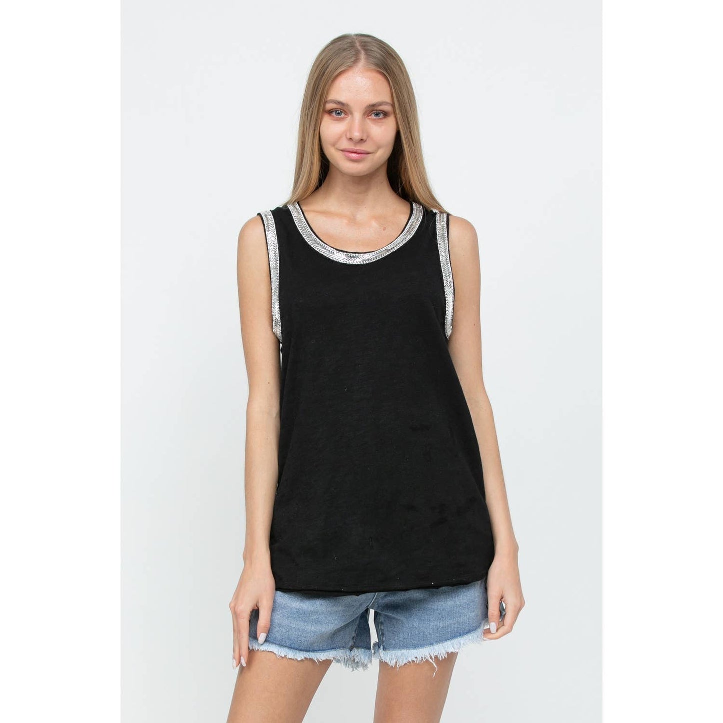 VOCAL - BEJEWELED ROUND NECK SLEEVELESS TANK TOP