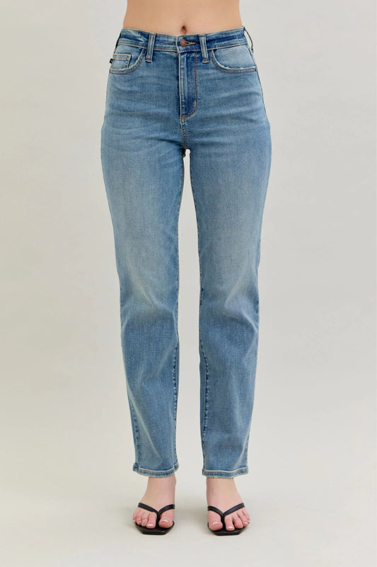HW medium-wash straight-leg 8206