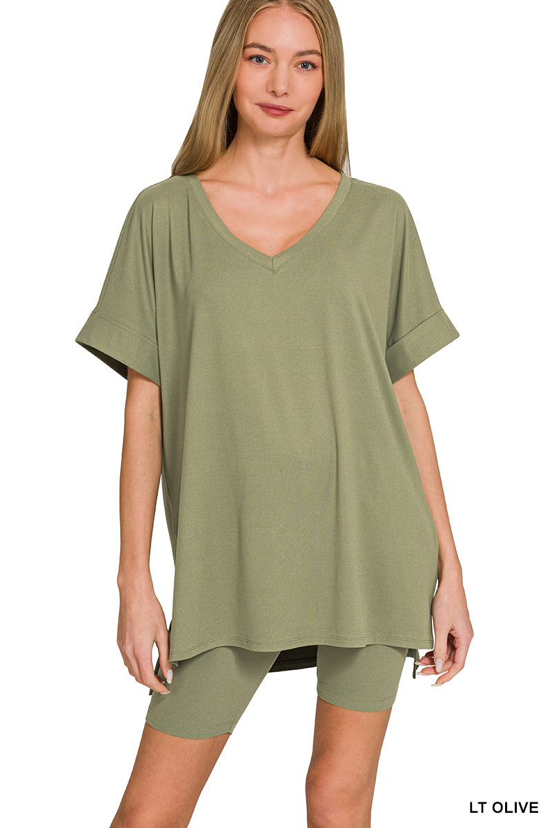 BRUSHED MICROFIBER V-NECK TOP & BIKER SHORTS