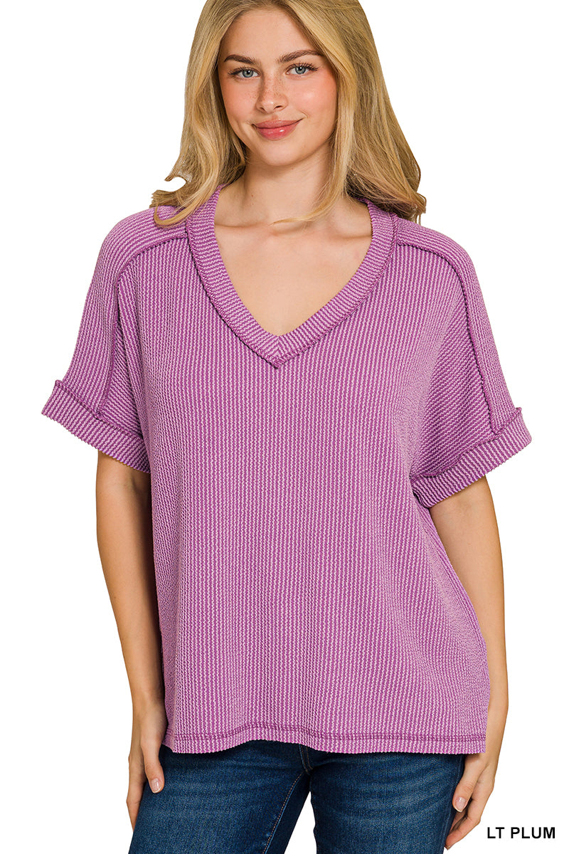 RAISED RIB SHORT SLEEVE HI-LOW V NECK TOP