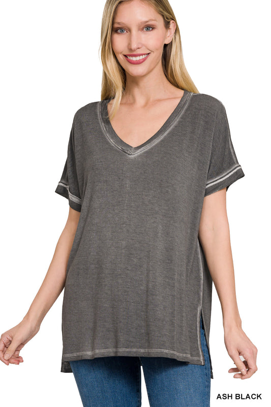 WASHED SHORT SLEEVE V-NECK TOP W HI-LOW HEM