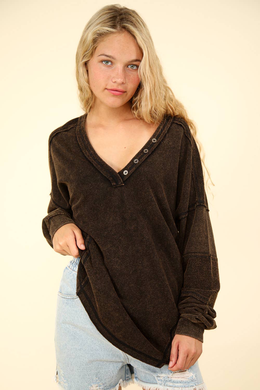 Knit V-Neck Oversized Top