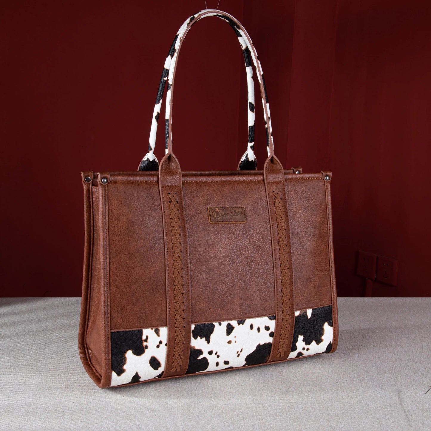 MONTANA WEST WRANGLER COW PRINT CONCEALED CARRY WIDE TOTE