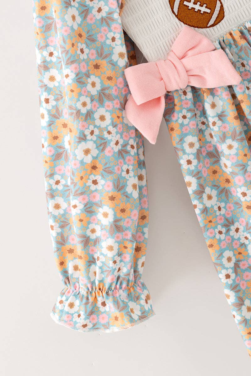 Floral girls dress / embroidery smocked detail.