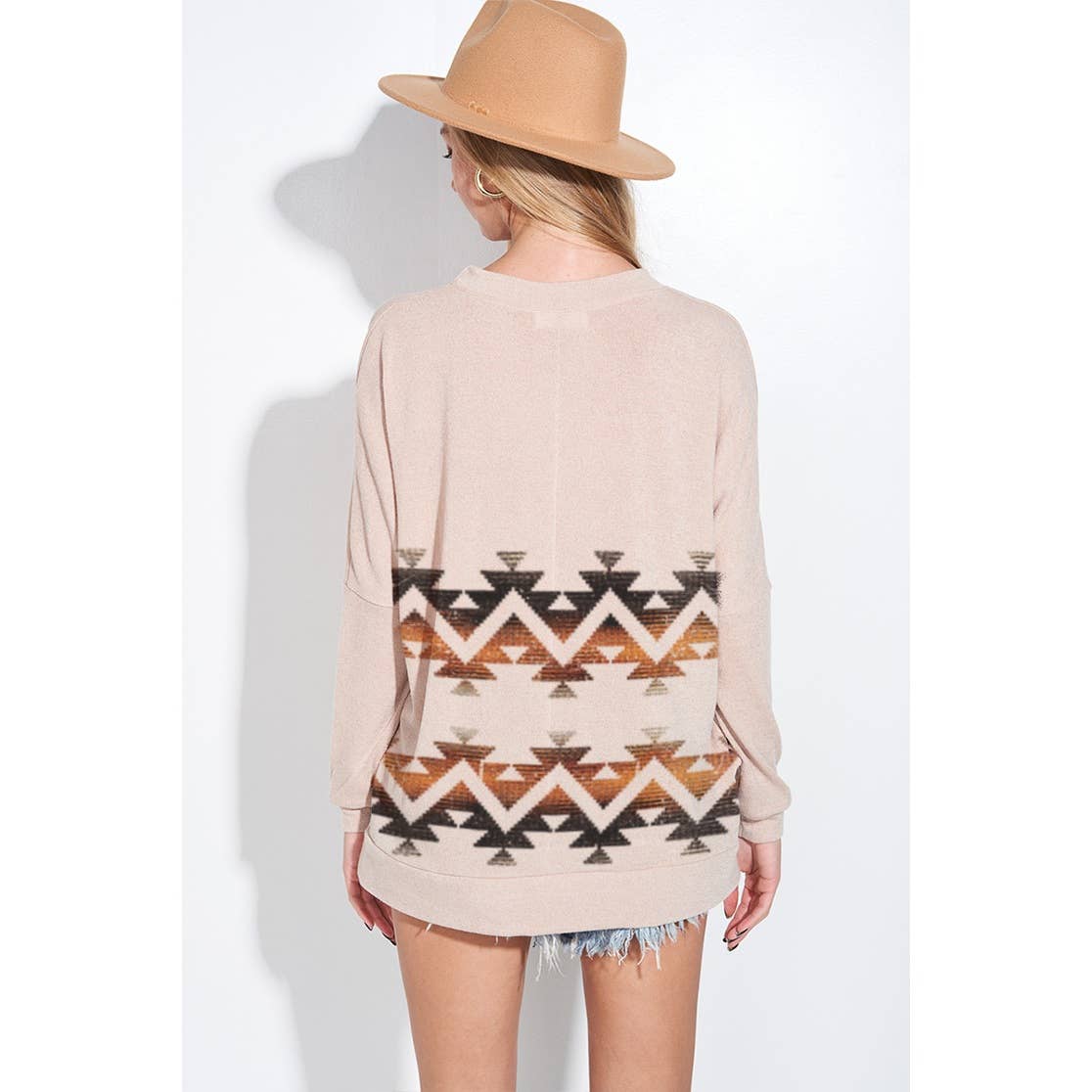 Zig zag print long sleeve knit top