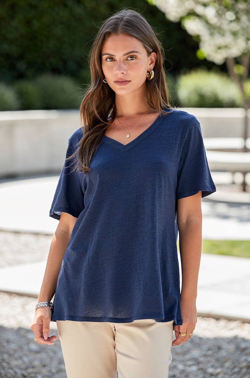 Everyday Essential Cotton V-Neck Knit Top