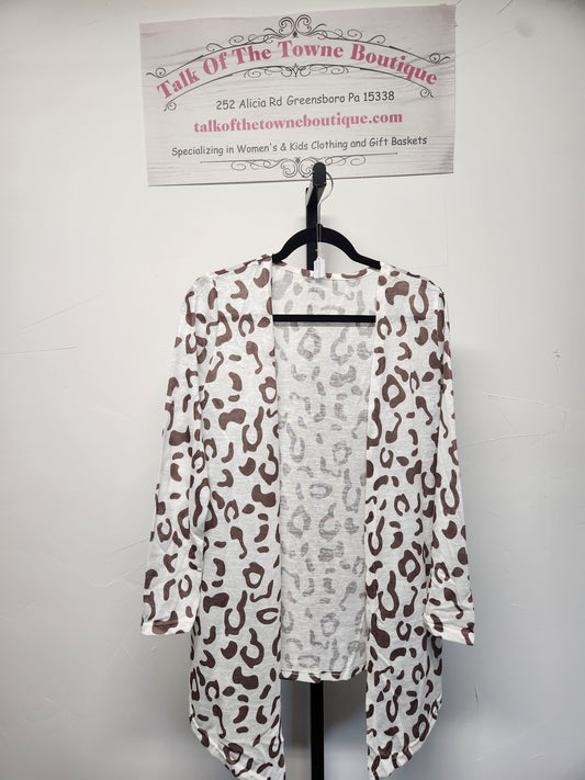 Light weight leopard print cardigan