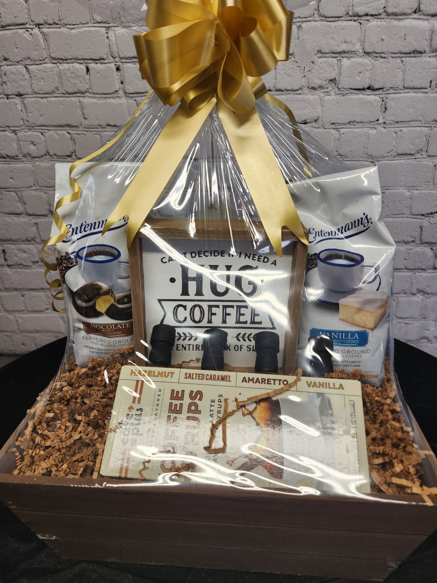Hug or Coffee sign Basket