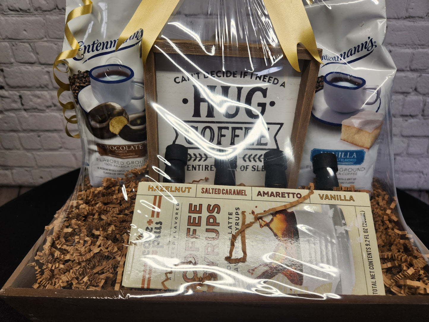 Hug or Coffee sign Basket