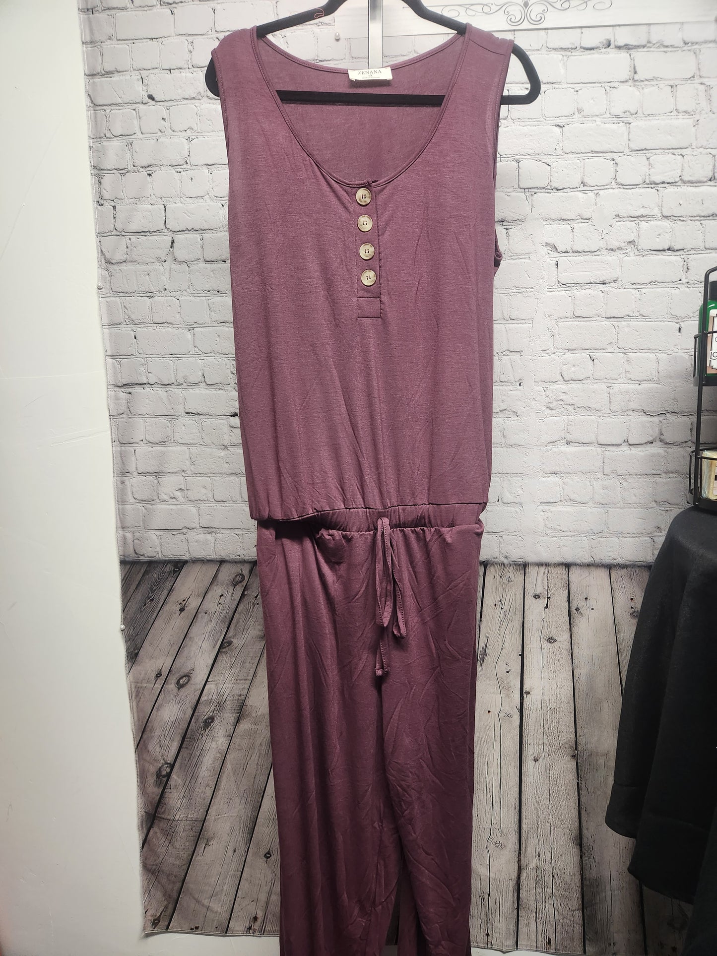 Plus Sleeveless Jogger Jumpsuit with Pockets