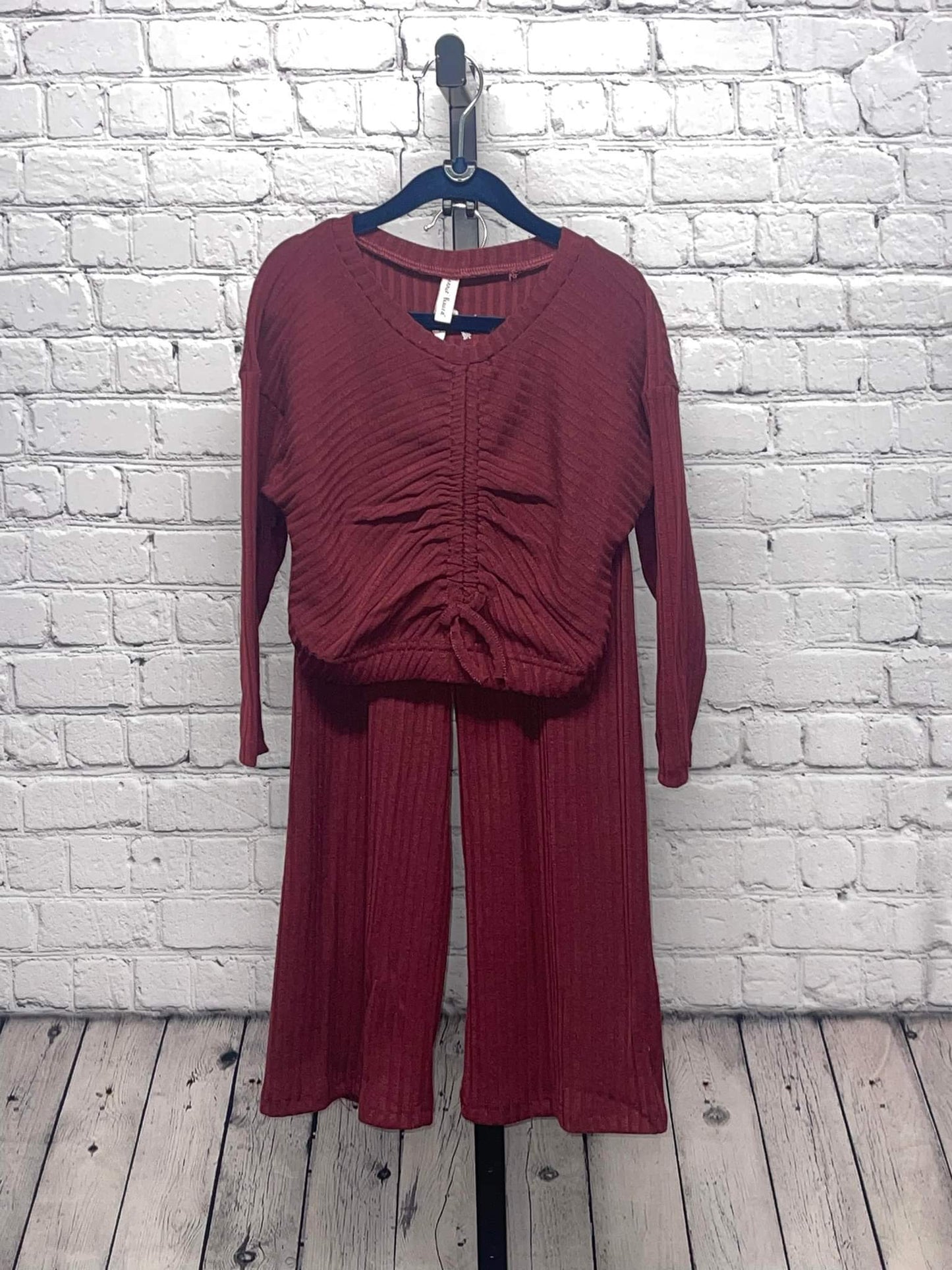 Clearance Toddlers stretchable ribbed 2 piece set with gathering top & flare pant